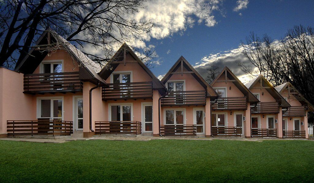 Aplend Vila Julia Hotel Vysoké Tatry Exterior photo