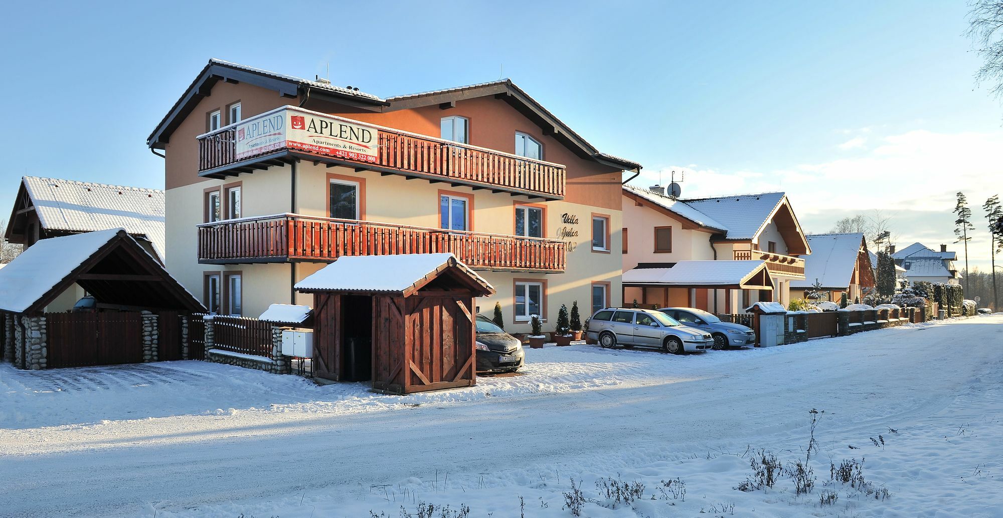 Aplend Vila Julia Hotel Vysoké Tatry Exterior photo